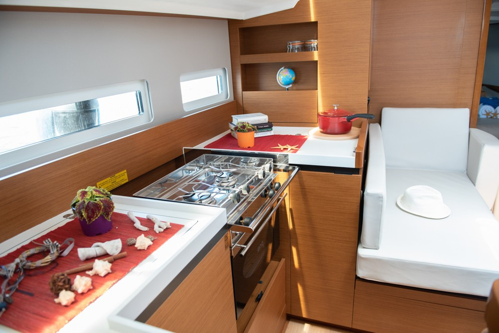 Yacht JEANNEAU - Sun Odyssey 410 "Marianna"