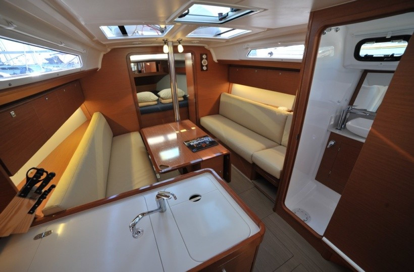 Yacht DUFOUR - 360 Grand Large "Karibu"