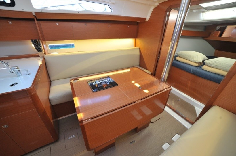 Yacht DUFOUR - 360 Grand Large "Karibu"