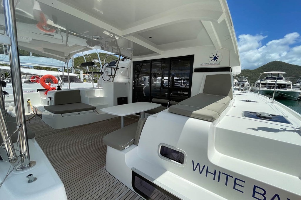 Yacht LAGOON - 42 "Moana"