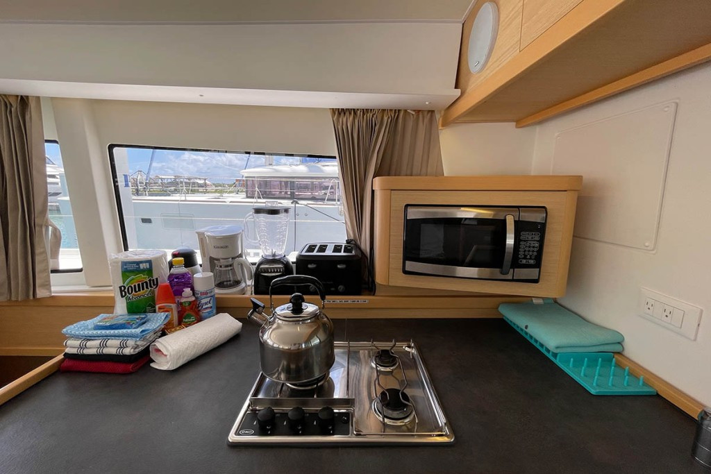 Yacht LAGOON - 42 "Moana"