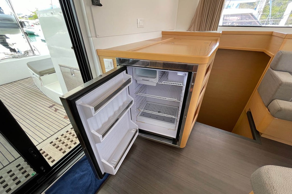 Yacht LAGOON - 42 "Moana"