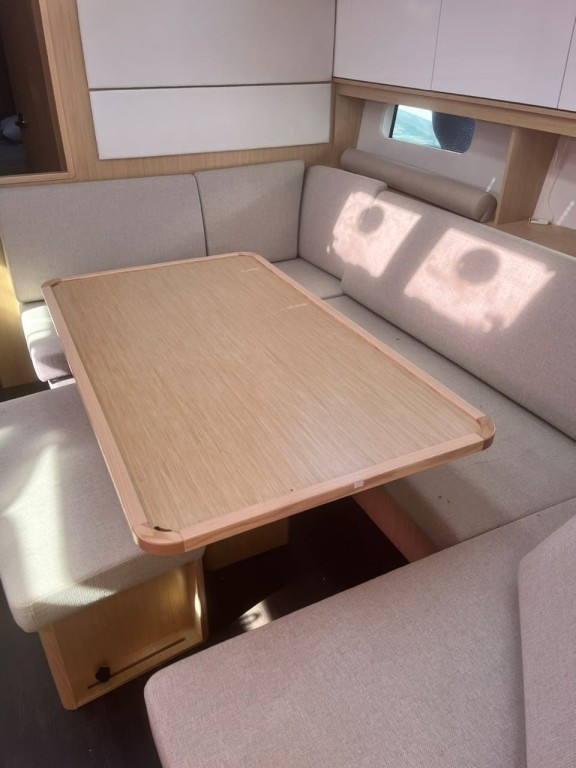 Yacht BAVARIA - C46 "Kebifaiv"