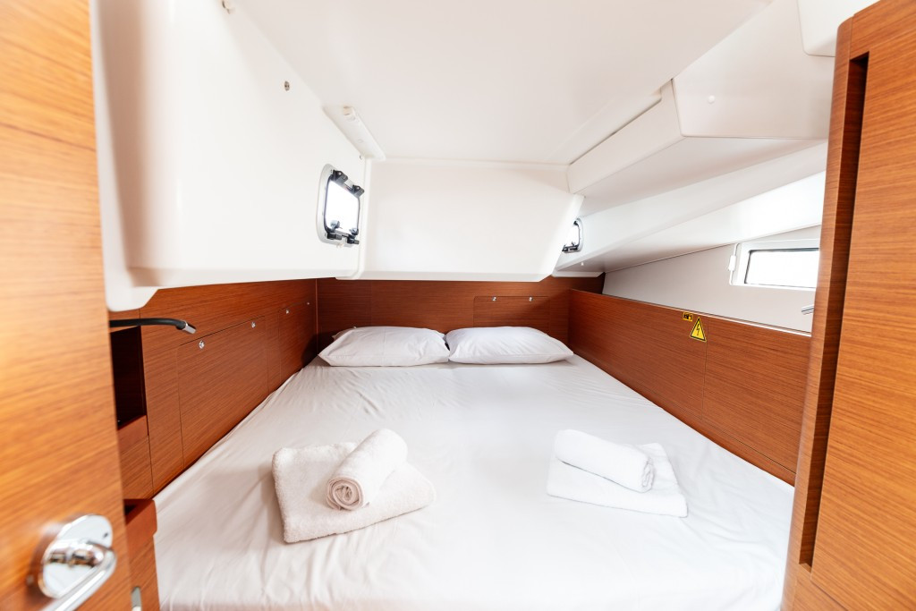 Yacht JEANNEAU - Sun Odyssey 490 "Pnoe"