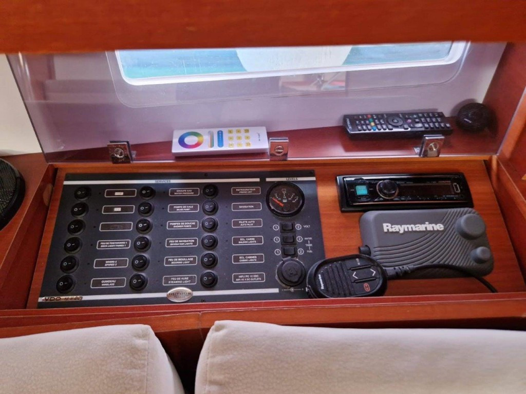 Yacht DUFOUR - 350 Grand Large "Joy AS"