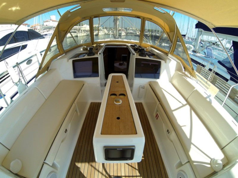 Yacht DUFOUR - 382 Grand Large "Pleasant Company"