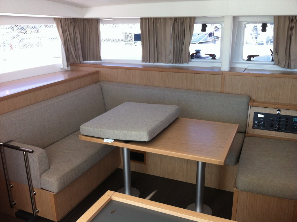 Yacht LAGOON - 400 S2 "Evelina"