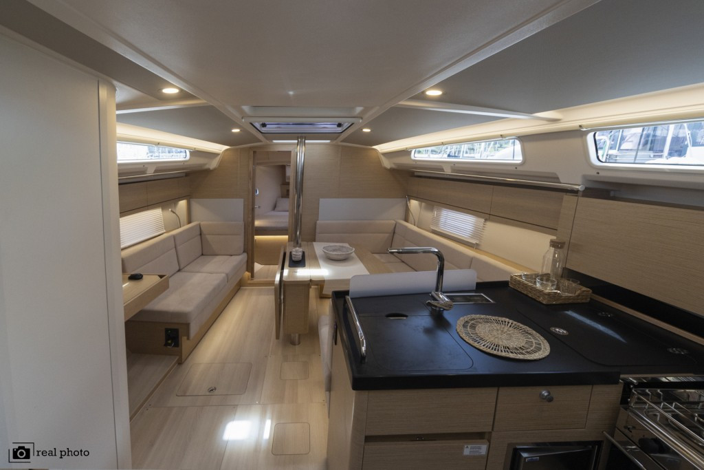 Yacht HANSE - 388 "Tecla"