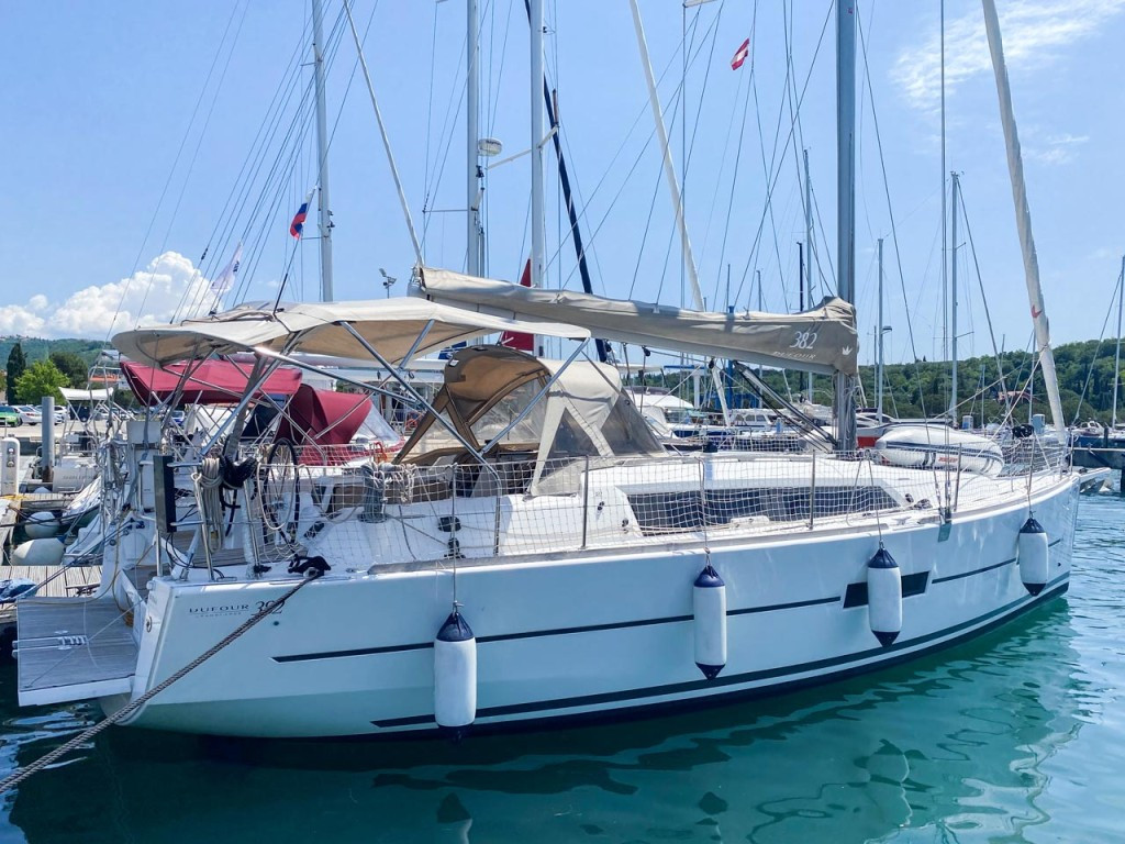 Yacht DUFOUR - 382 Grand Large "Barka"