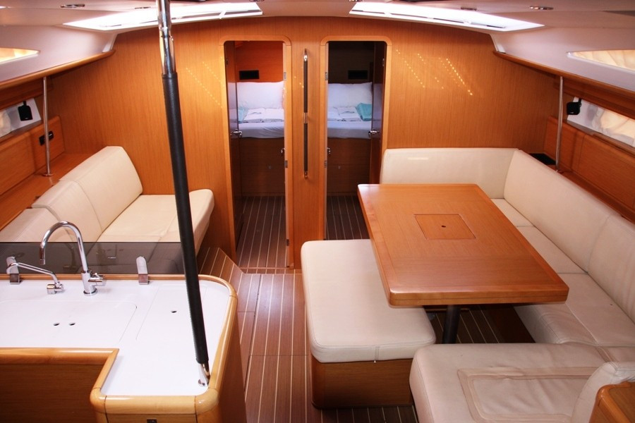 Yacht JEANNEAU - 53 "Instant Zero"