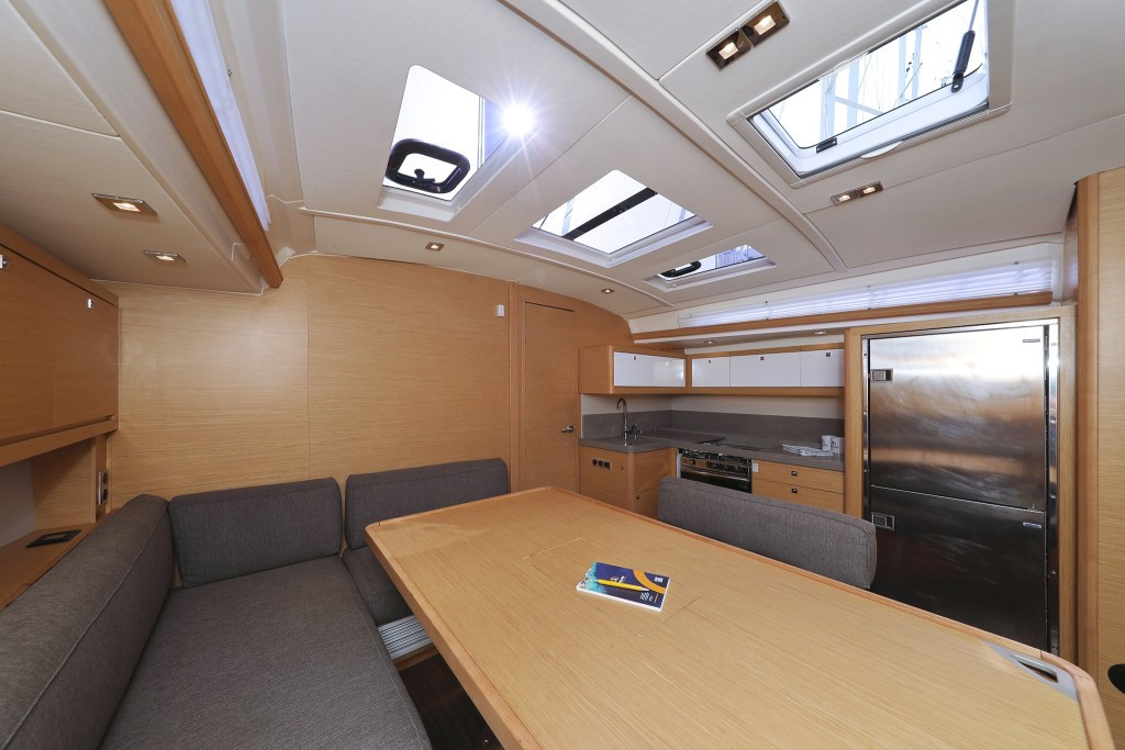 Yacht DUFOUR - 470 "Cupid"