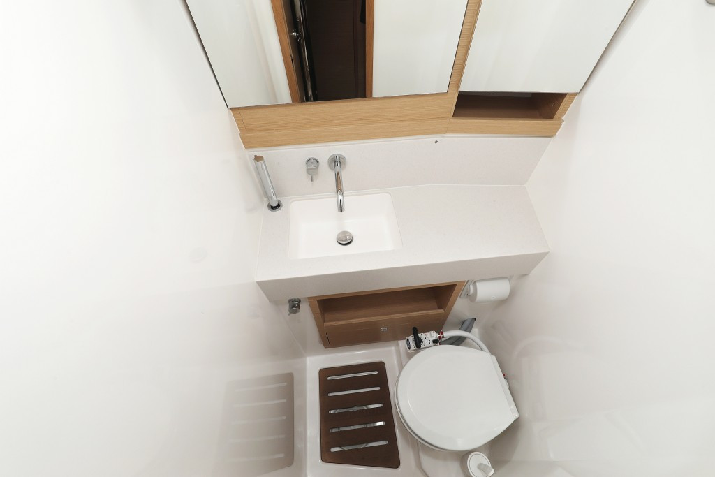 Yacht DUFOUR - 470 "Cupid"