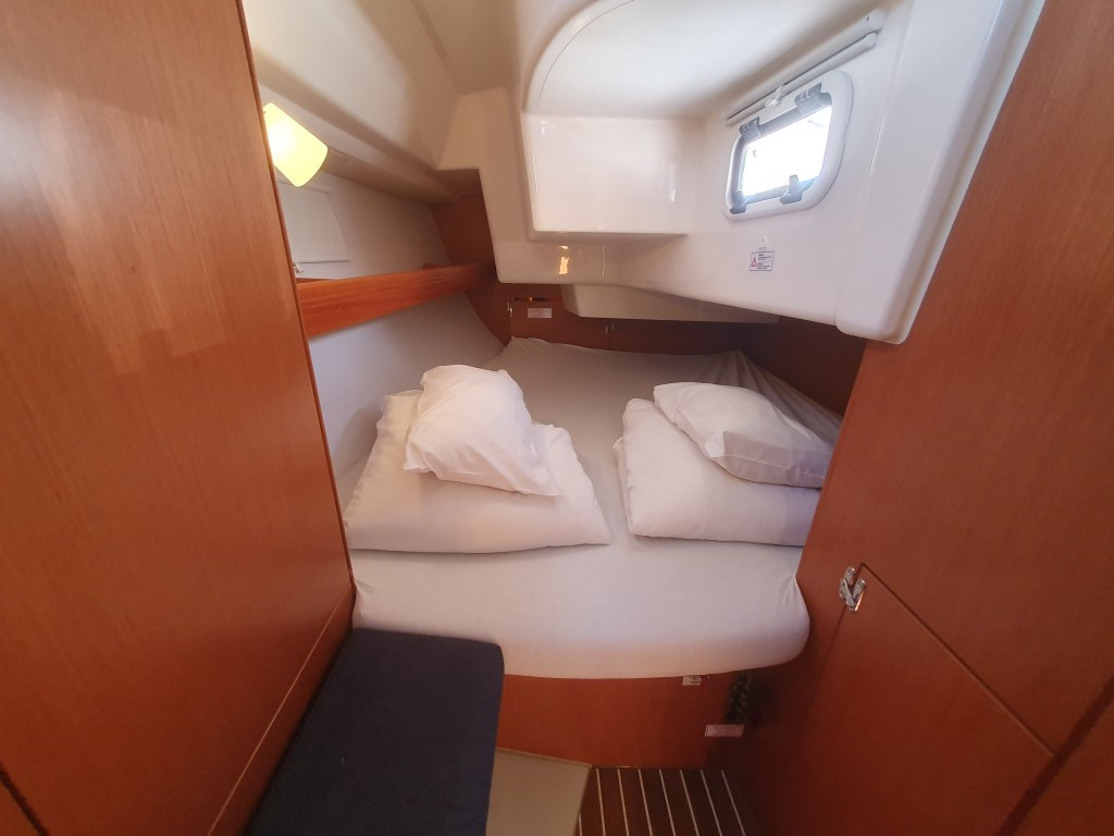 Yacht BAVARIA - Cruiser 34 "Baltazar"