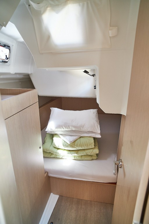 Yacht BENETEAU - Oceanis 38.1 "La Rose"