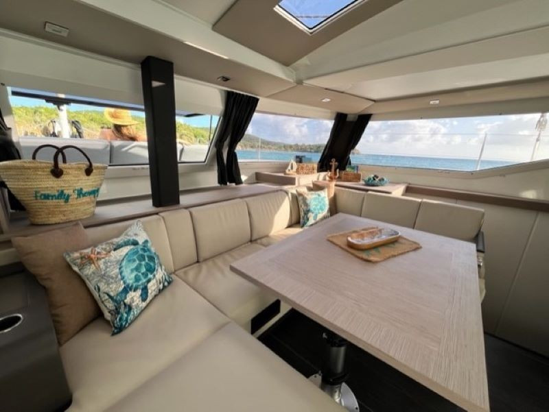 Yacht FOUNTAINE PAJOT - Elba 45 "Family Therapy"