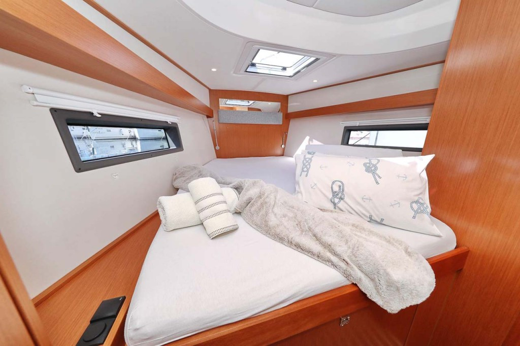 Yacht BAVARIA - C42 Style "Antares"