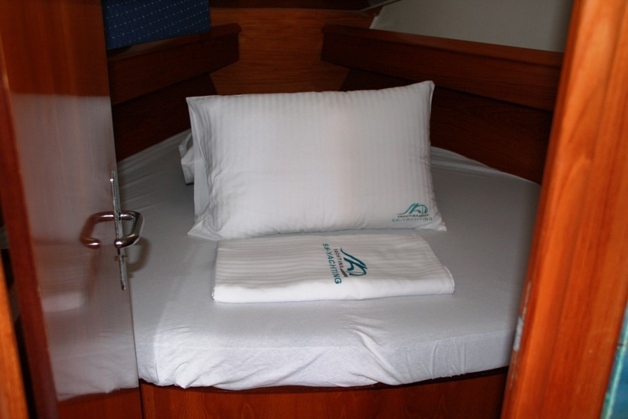 Yacht JEANNEAU - Sun Odyssey 37 "Kacamak"