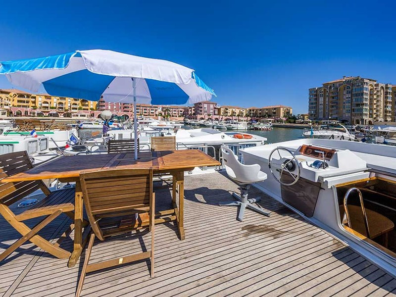 Yacht DIVERSE WERFTEN - Pénichette 1500FB "150FB-14"