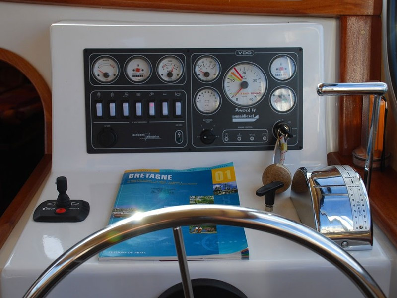 Yacht DIVERSE WERFTEN - Pénichette 1500FB "150FB-14"