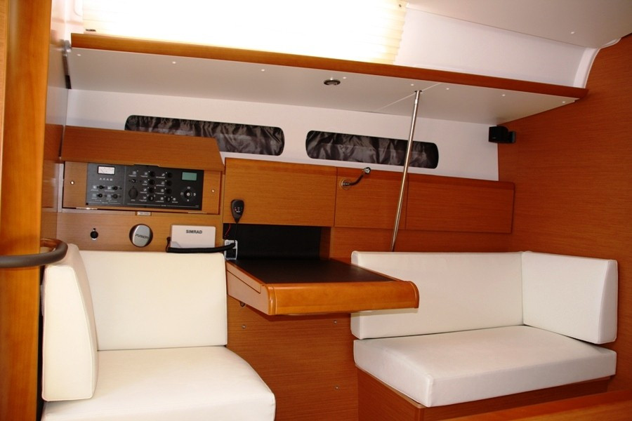Yacht JEANNEAU - Sun Odyssey 439 "Code"