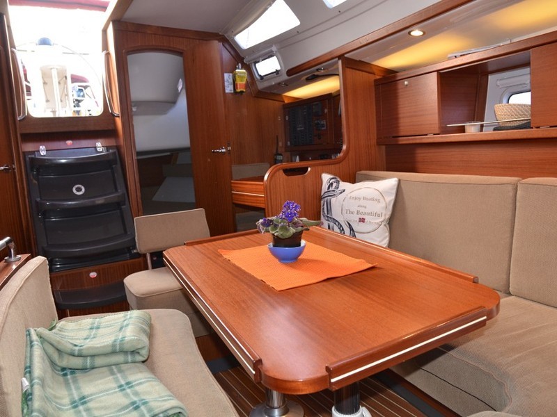 Yacht DELPHIA - 40 "Arctic Sky"