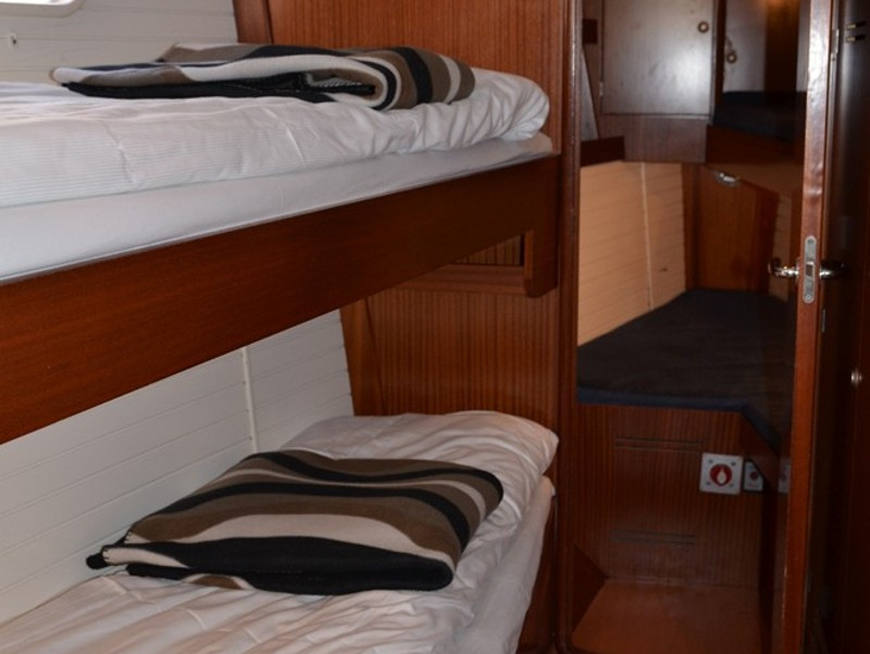 Yacht DELPHIA - 47 "Arctic Light"