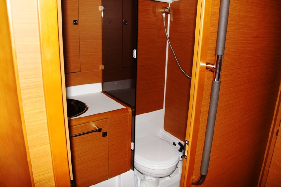 Yacht JEANNEAU - Sun Odyssey 439 "Code"