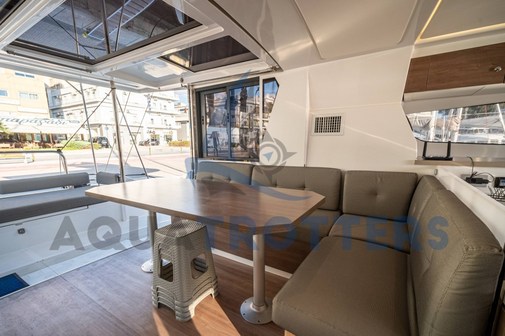 Yacht CATANA - Bali 4.2 "Silver IX"