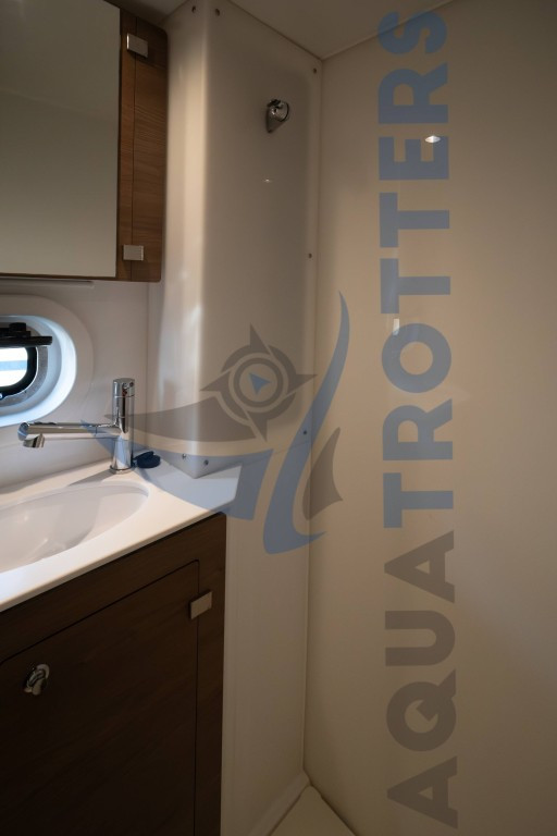 Yacht CATANA - Bali 4.2 "Silver IX"