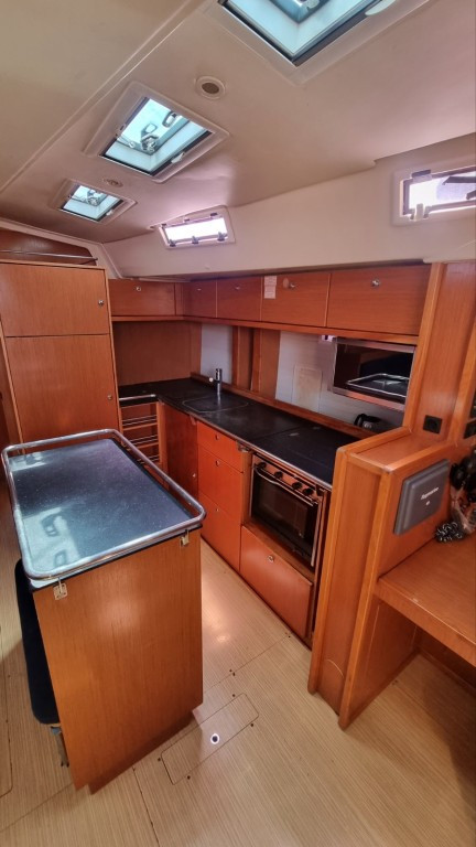 Yacht BAVARIA - 55 Cruiser "Vega"