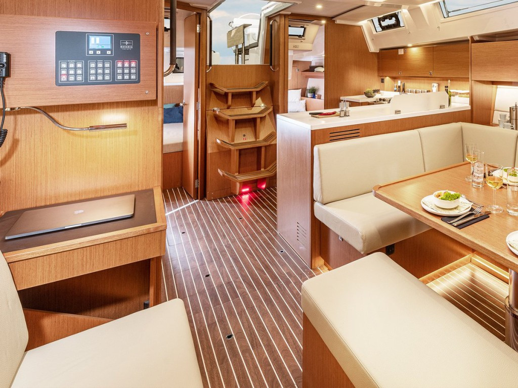 Yacht BAVARIA - C45 ".al..."
