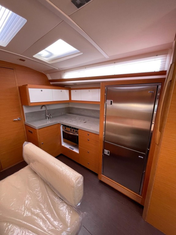 Yacht DUFOUR - 470 "Egusa"