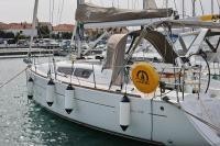 Yacht JEANNEAU - Sun Odyssey 33i "Cosma"