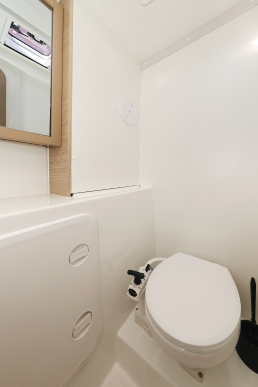 Yacht LAGOON - 42 "Dear John"