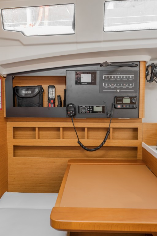 Yacht JEANNEAU - Sun Odyssey 410 "High Time"