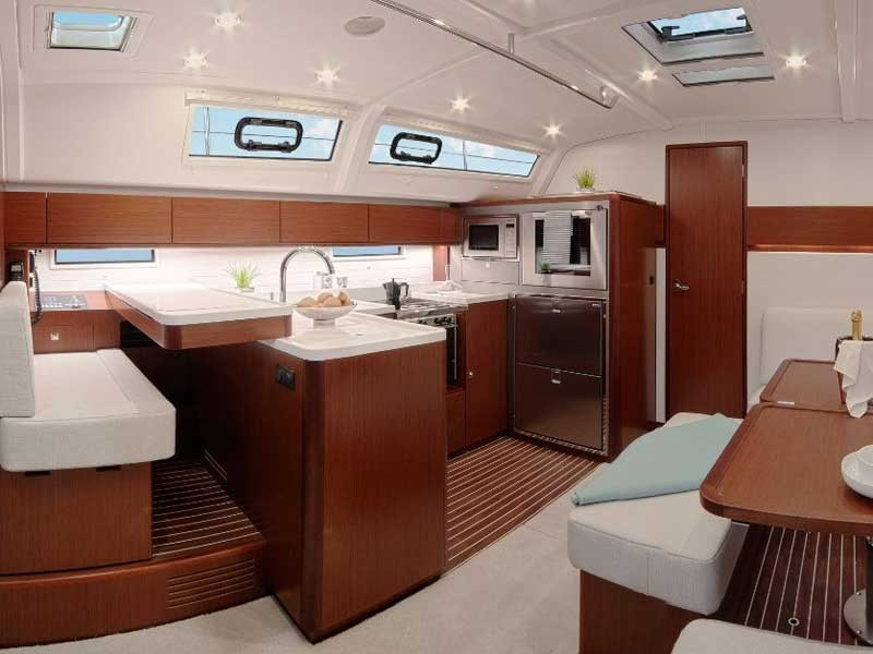 Yacht BAVARIA - Cruiser 51 "Adria Ivana"
