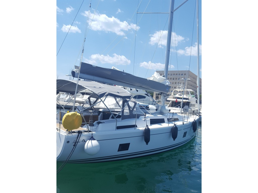 Yacht HANSE - 418 "Martina"