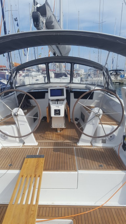 Yacht HANSE - 418 "Maja"