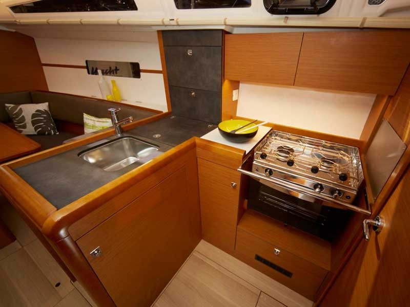 Yacht JEANNEAU - Sun Odyssey 349 "Adria Moon"