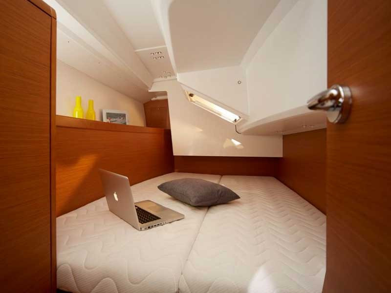 Yacht JEANNEAU - Sun Odyssey 349 "Adria Moon"