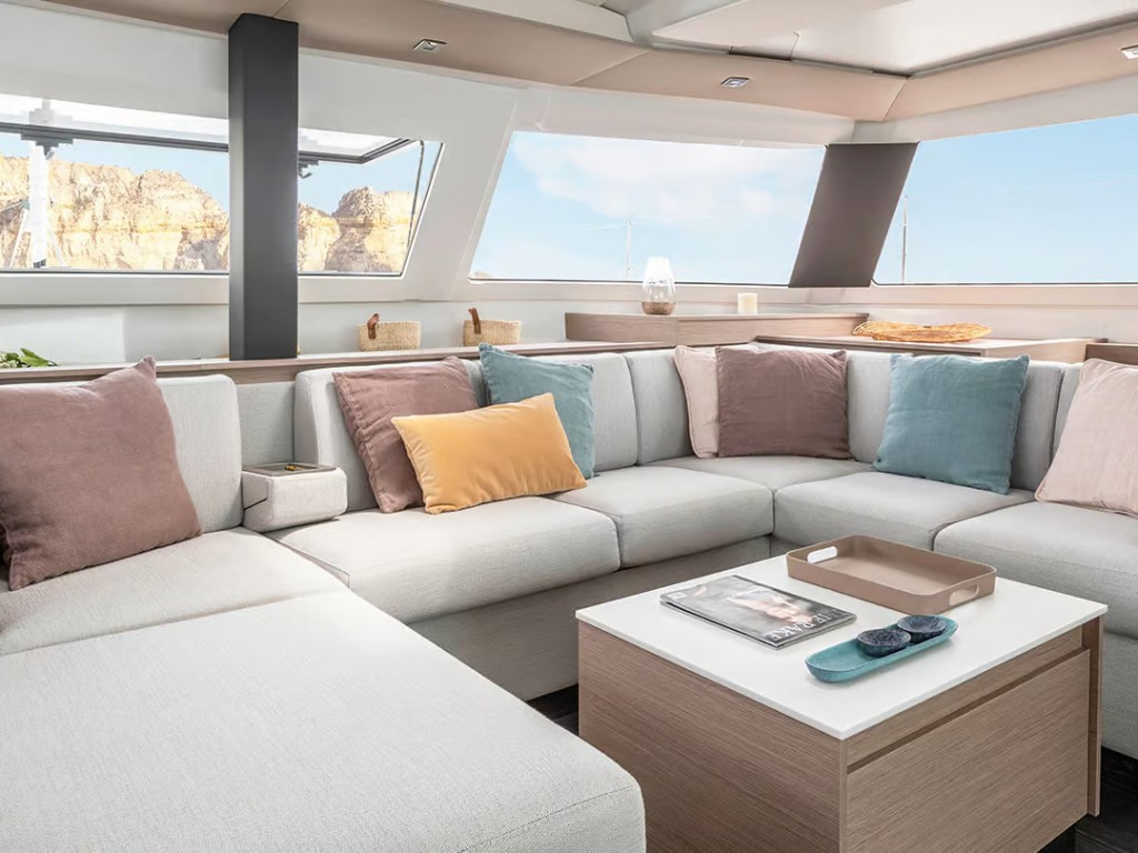 Yacht FOUNTAINE PAJOT - Elba 45 "Maravigghia"