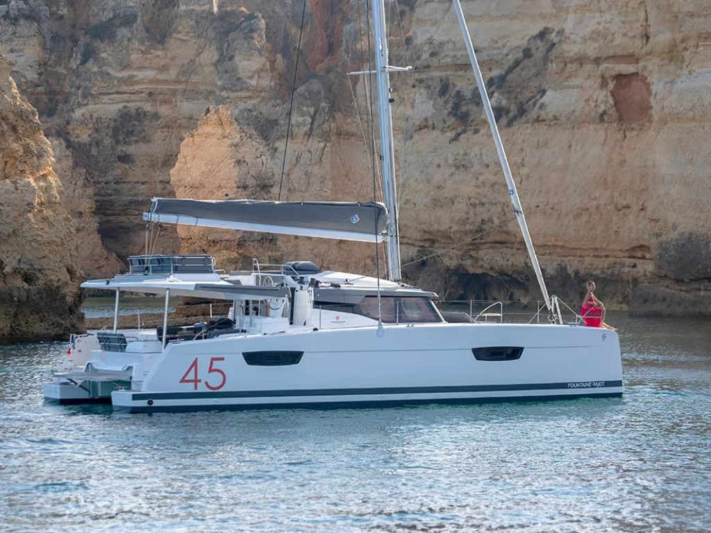 Yacht FOUNTAINE PAJOT - Elba 45 "Maravigghia"