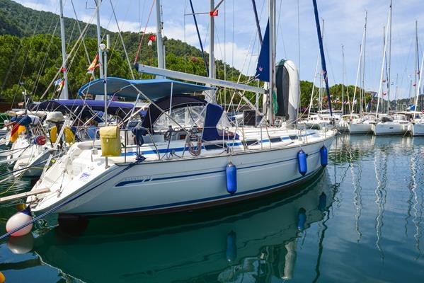 Yacht BAVARIA - 42 "Jimminy Grille"