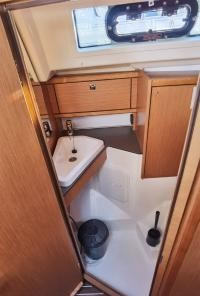 Yacht BAVARIA - Cruiser 34 "Happy"