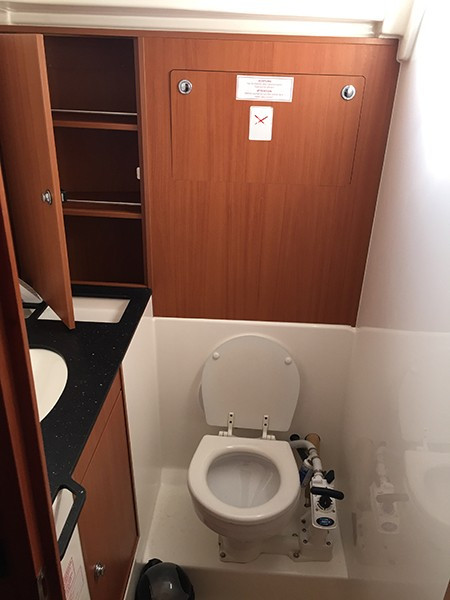 Yacht BAVARIA - Cruiser 45 "Estrella"