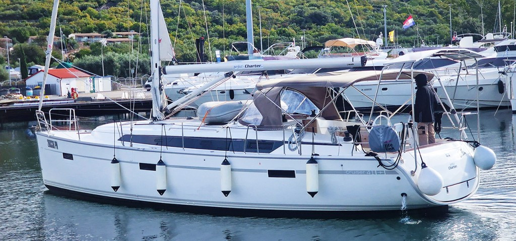 Yacht BAVARIA - Cruiser 41 "Bella"