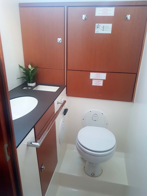 Yacht BAVARIA - Cruiser 46 "Diana"