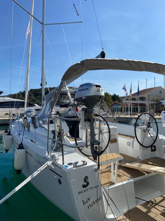 Yacht BENETEAU - Oceanis 34.1 "Ka Nani"