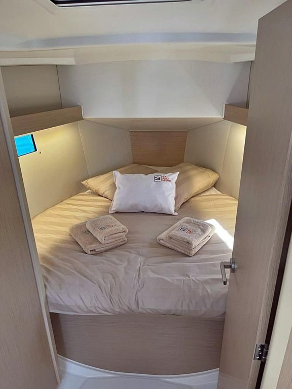 Yacht BENETEAU - Oceanis 34.1 "Ka Nani"