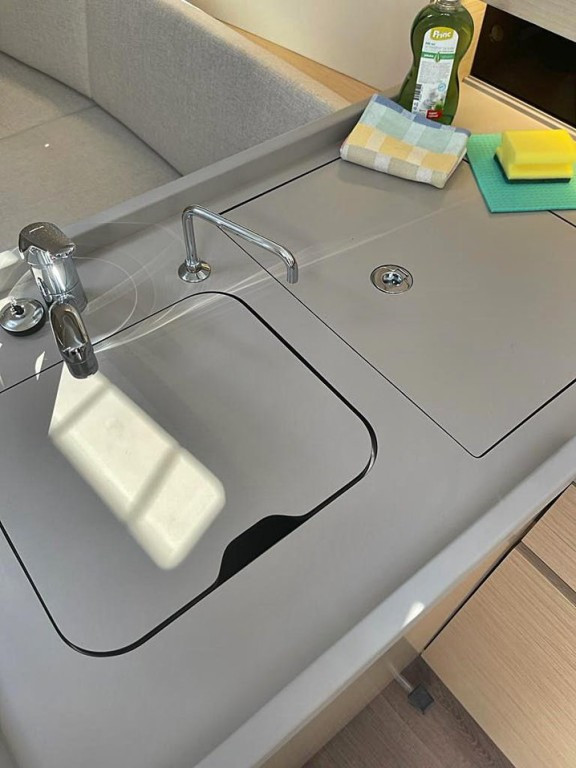 Yacht BENETEAU - Oceanis 34.1 "Ka Nani"